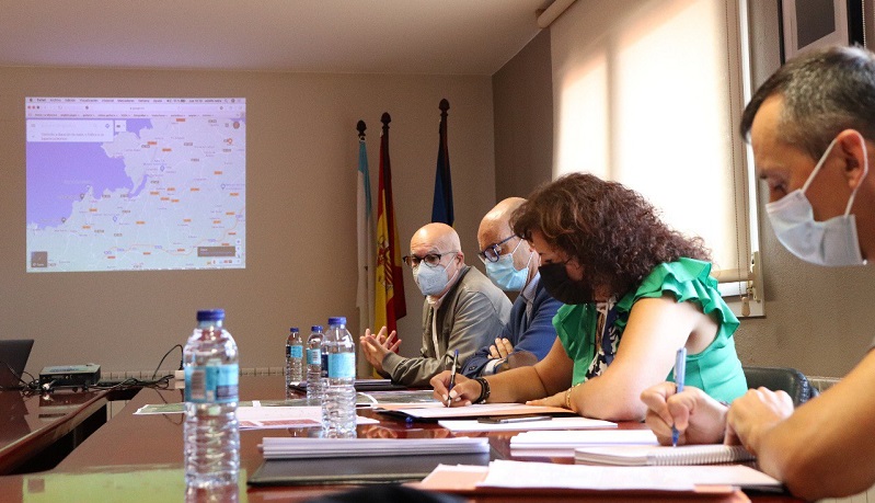 Xos Regueira explicou os obxectivos do proxecto (Foto: Concello de Cabana de Bergantios)