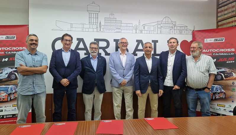 De esquerda a dereita, Daniel Pérez, Antonio Leira, Juan Esteve, Evencio Ferrero, Roberto García, Ernesto Rumbo e Luis Lamas