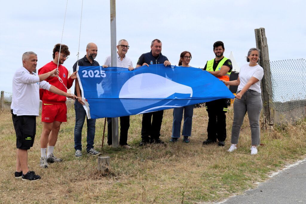 Bandeira azul A Pedra do Sal 2025