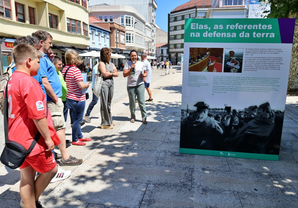 Inauguración exposición 50 anos de Adega