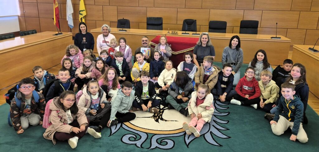 Visita do CEIP Gándara-Sofán á casa do concello