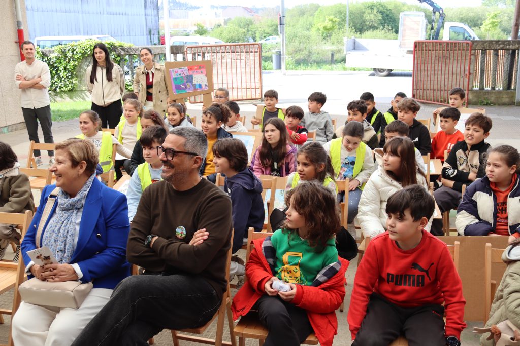 O teu can é un máis! Campaña de concienciación en Carballo