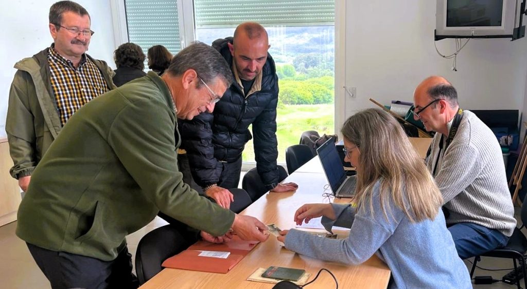 Carballo na memoria en Imende