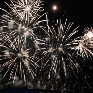 Fogos artificiais na Agra da Lagoa