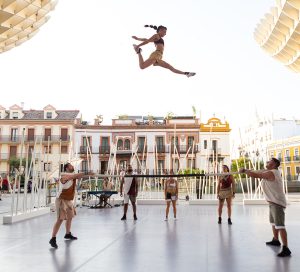 FIOT – Teatro de rúa: “Fins al Cel (Ata o ceo)” de Spinish Circo
